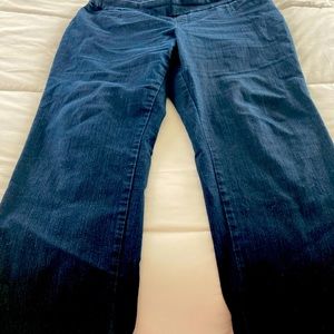 Gently worn womens Lee jeans. Nice dark blue. Size 18